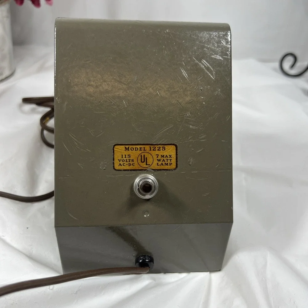 Vintage Brumberger No.1225 Slide Viewer For 35mm To 2-3/4